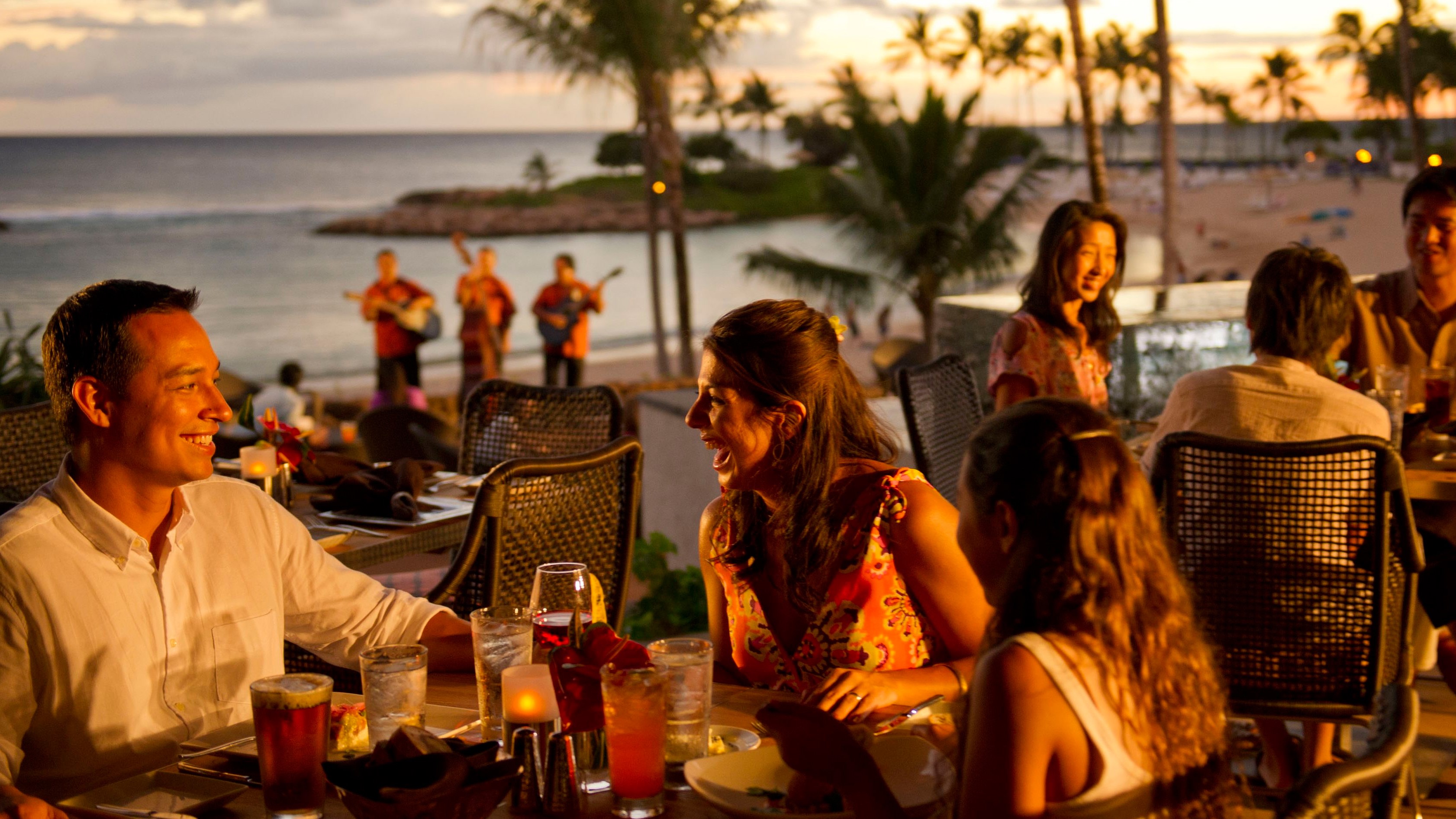 disney aulani sunset cruise