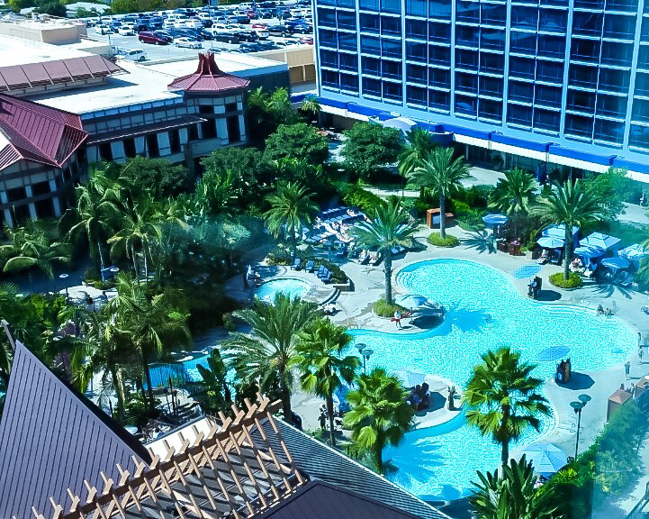 The Pool at Disneyland Hotel Wish Upon a Star With Us