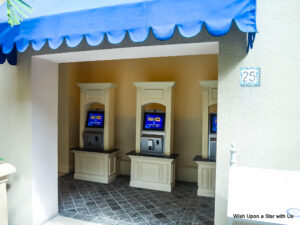 Kiosks at Portofino Bay Hotel