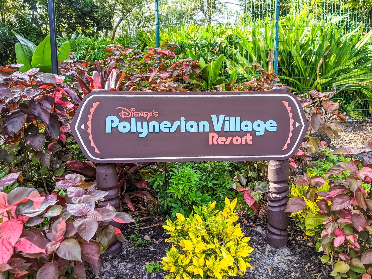 Polynesian Village Resort Sign | Wish Upon a Star With Us