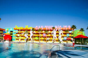 Pop Century Feature Pool - The Hippy Dippy Pool