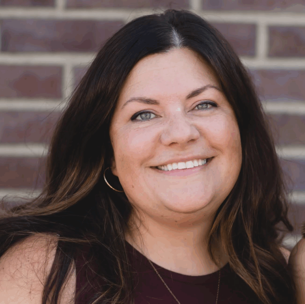 Chelsea Dean - Wish Upon a Star with Us Travel Agent - Illinois