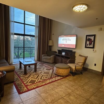 Accessible 3 Bedroom Villa at Animal Kingdom Lodge - Kidani Village - Living Room