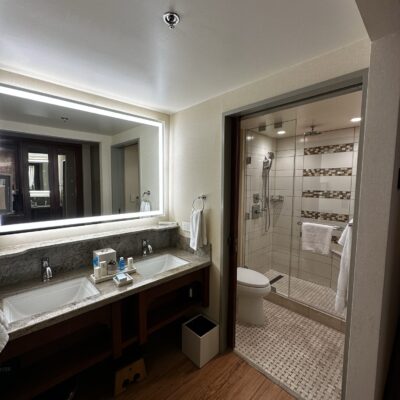 Bathroom in Disney's Grand Californian Hotel & Spa Room (1)