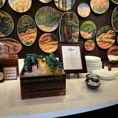 Club Lounge Beverages at the Grand Californian