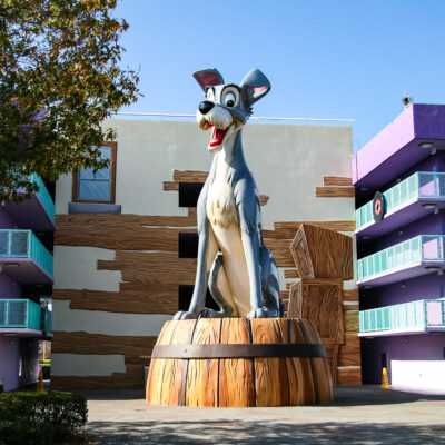 Lady and the Tramp Characters in the 50s Section at Disney's Pop Century Resort