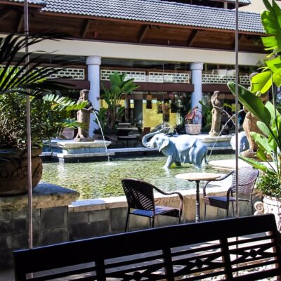 Elephant Fountain in Courtyard at Loews Royal Pacific Resort (Universal Orlando)