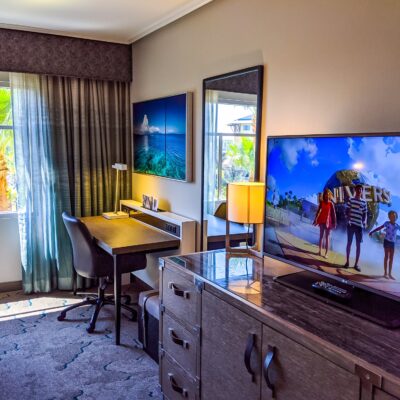 Loews Royal Pacific Resort Standard Rooms (Universal Orlando)