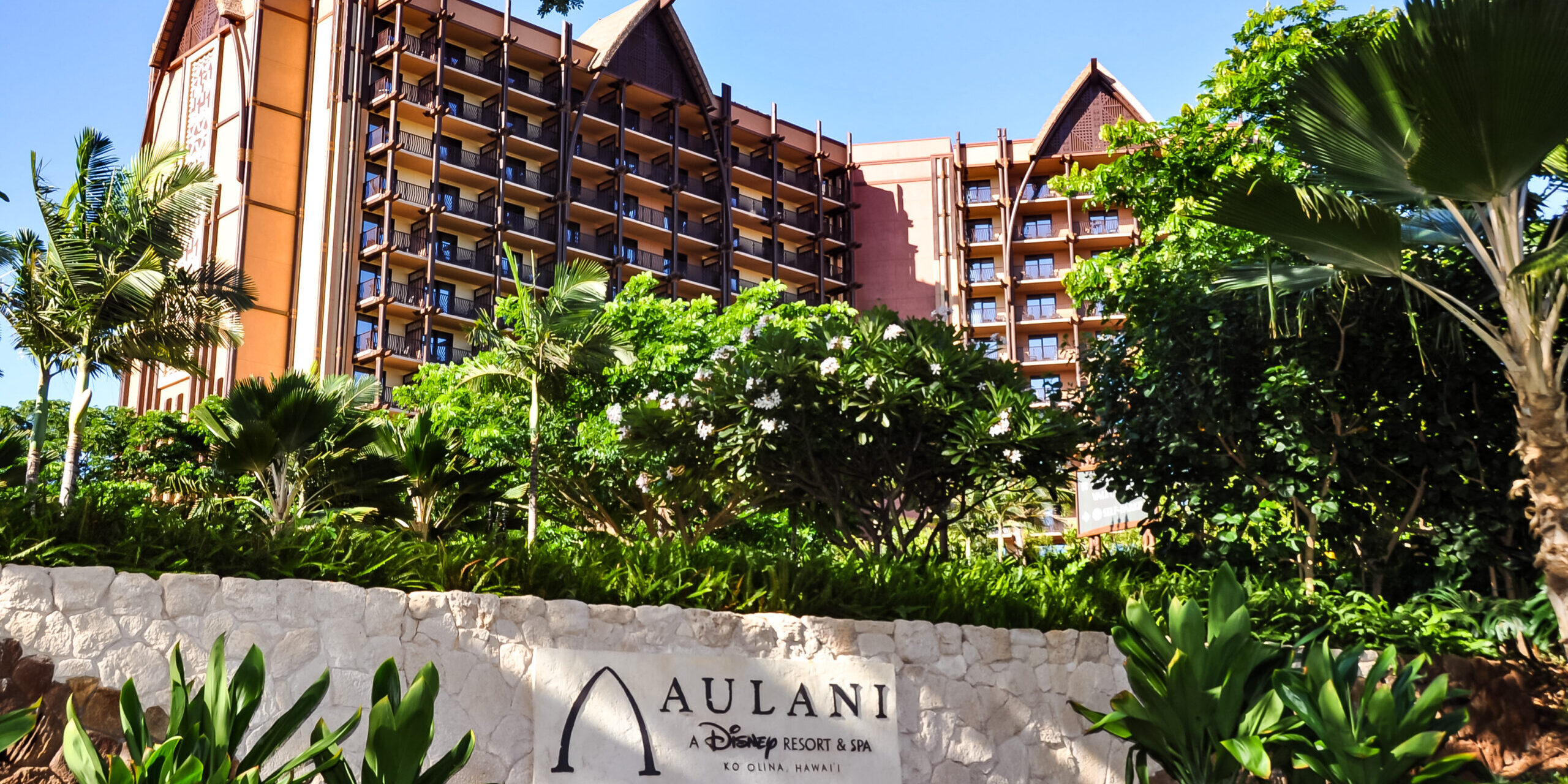 Aulani, a Disney Resort and Spa in Hawaii Aulani, a Disney Resort and Spa in Hawaii