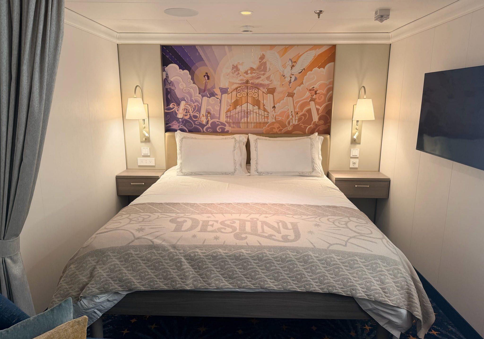 Disney Destiny - Standard Inside Stateroom